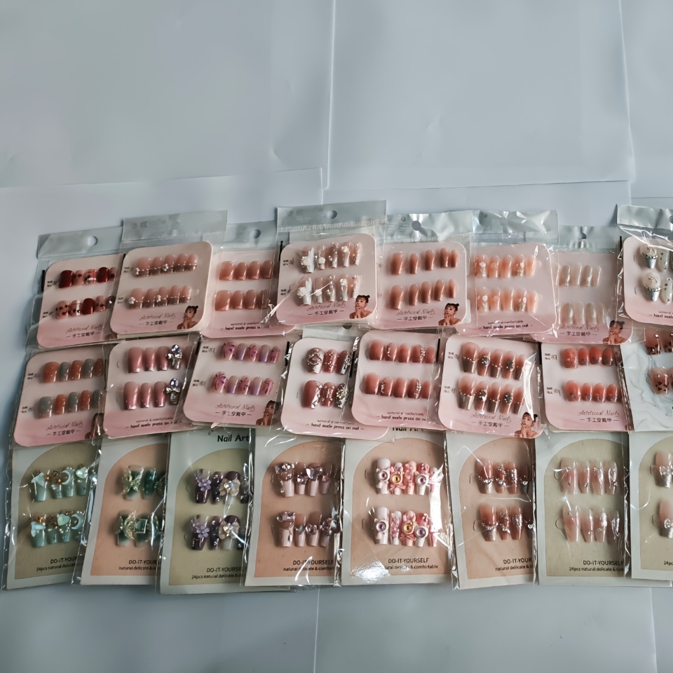 TEMU 100pcs 10 Boxes Nail Art Random Assortment, Short Nails, Medium-long Nails, Long Nails, Nails, Almond Nails, Square Nails, Y2k Nails, Red, Blue,