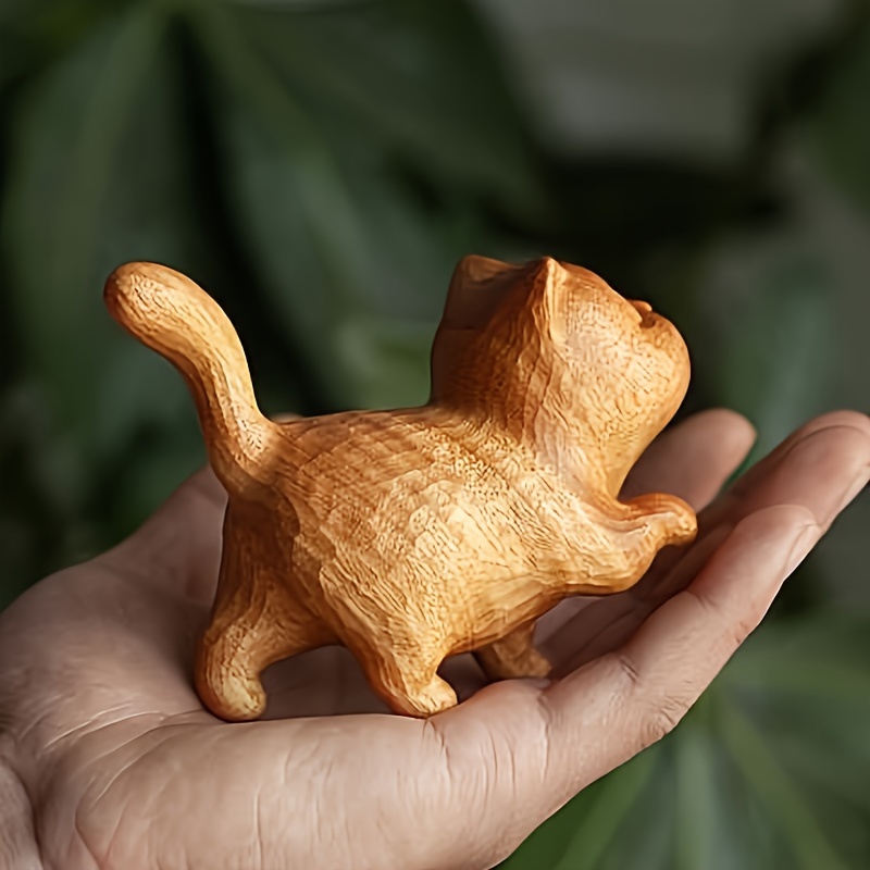 

1pc Hand-carved Boxwood Lucky Cat Figurine, Cute Prosperity Kitty Sculpture, Wooden Handcrafted Gift Decor.