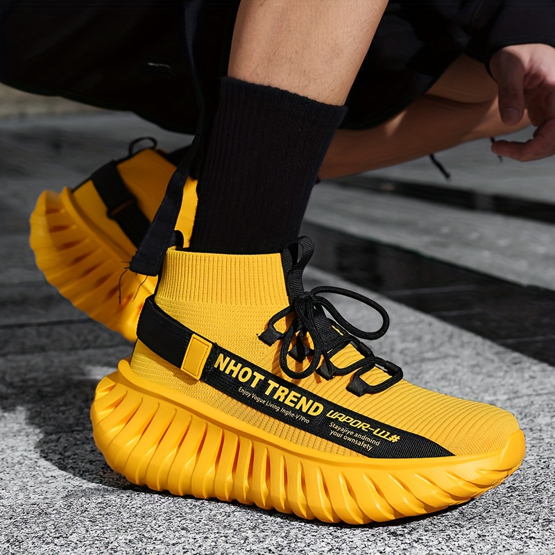 Men's Fashion Mid-Top Shoes, Men's Casual Sneakers, Breathable Mesh, Lightweight and Shock-Absorbing, Wide Elastic Band Design for a Snug Fit