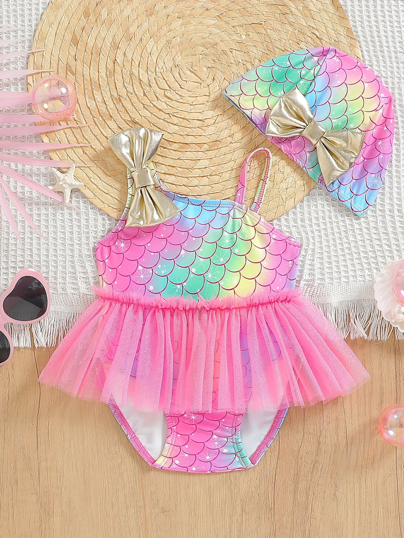 海邊趣味競賽之最終場- 沙灘排球】 篇當戰術討論時⋯ Be like：, image size:800x1066