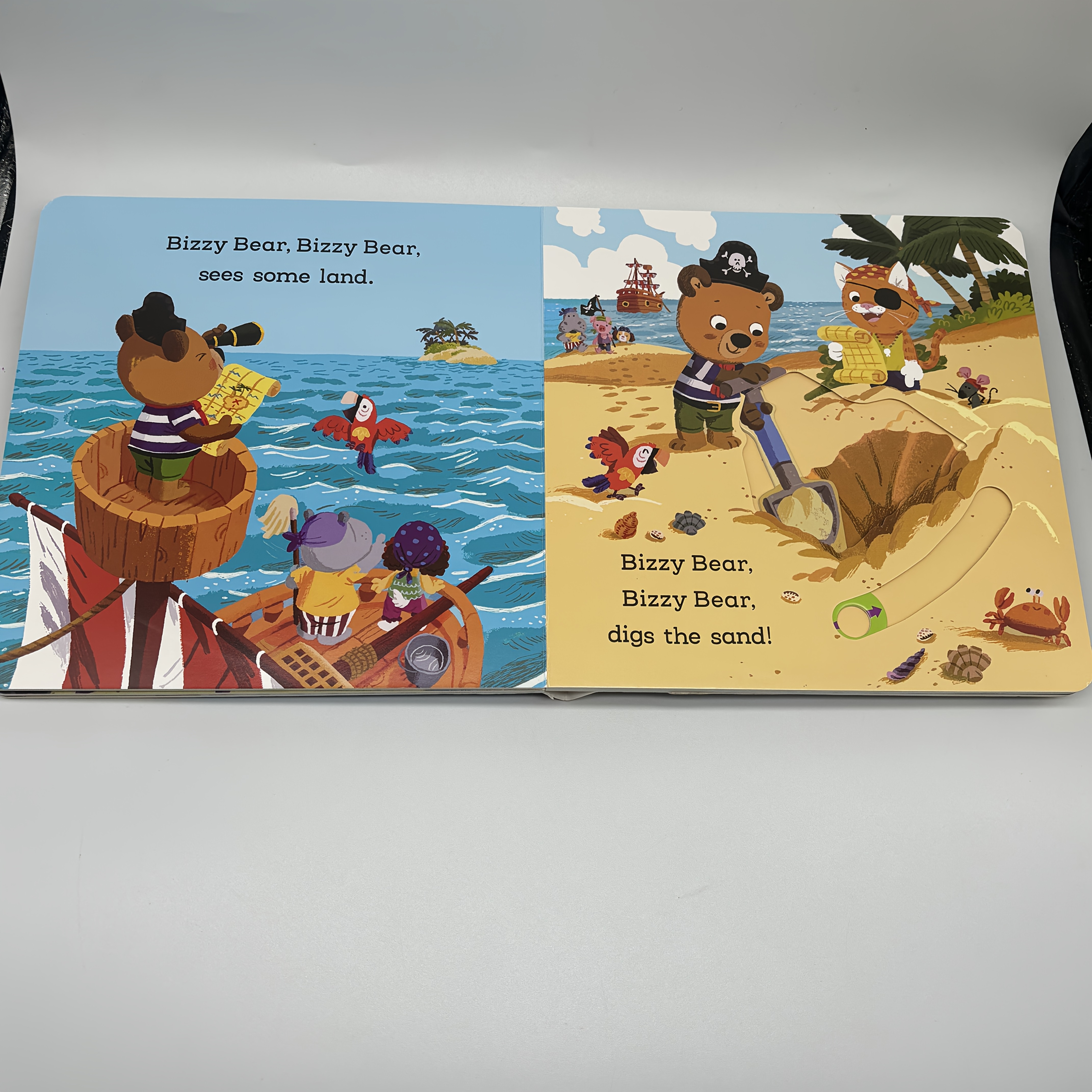 Durable Compact Learning Material for English Learning
