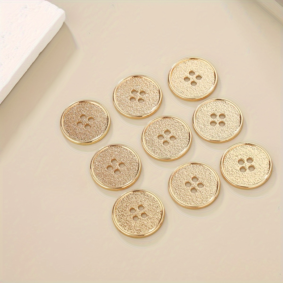 9 Pieces Per Pack Of Golden Hemp Classic Round Four-eye Buttons, Suitable For Sweaters, Coats, Cashmere Outerwear, Suits, Shirt Cuffs, Versatile Decorative Buttons, Clothing Accessories