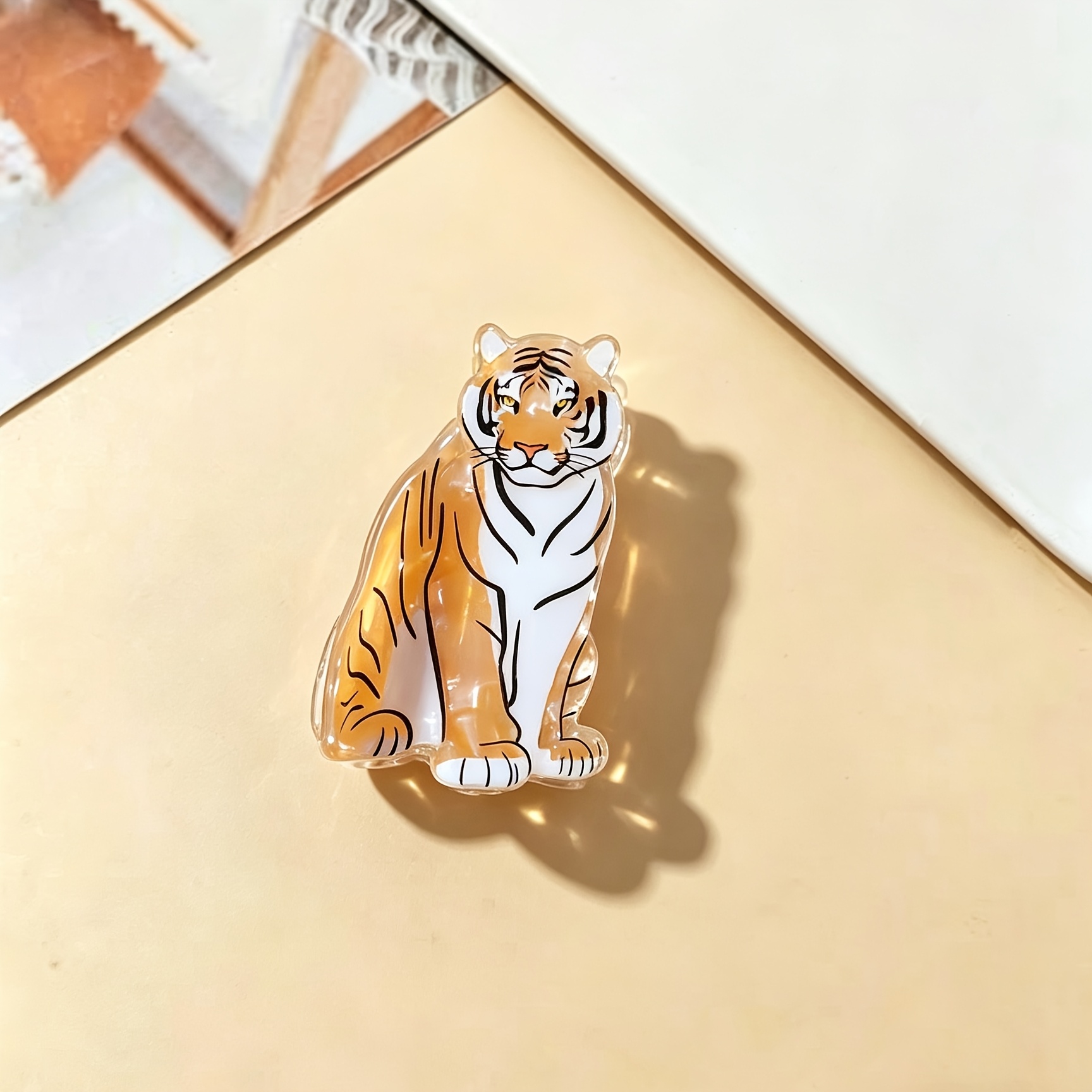 TEMU 1 pince à cheveux 3D mignonne de tigre assis, pince à cheveux requin animal de dessin , barrettes décoratives , accessoires de coiffure pour
