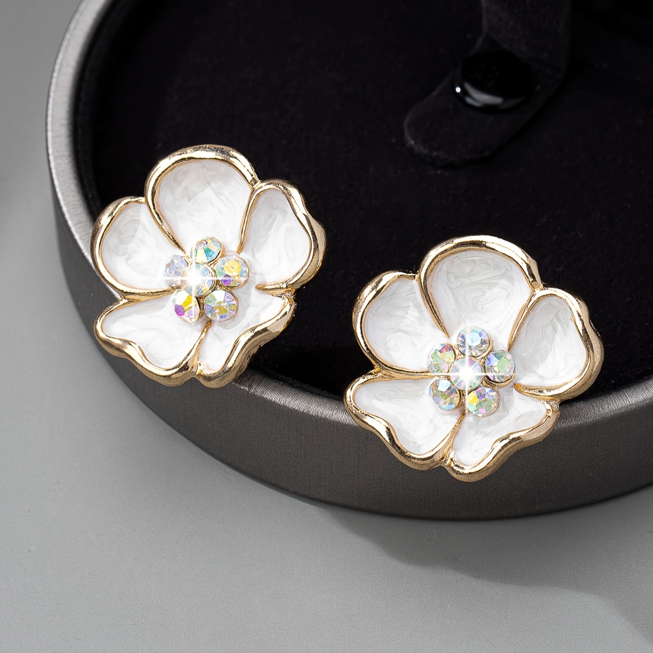 Rhinestone Flower Clip On Earrings Sweet Style