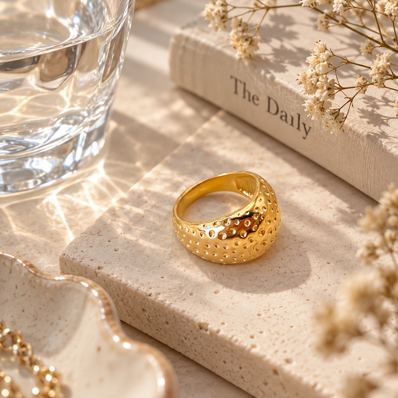 Women's Embossed Polka Dot Spherical Wide Band Ring