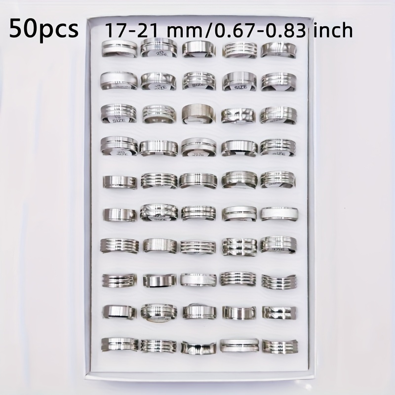 E-shop 50 Stück Klassische Edelstahlringe für Männer und Frauen, Gemischte Party-Schmuck-Accessoires Großhandel Modischer Charme-Fingerring-Set
