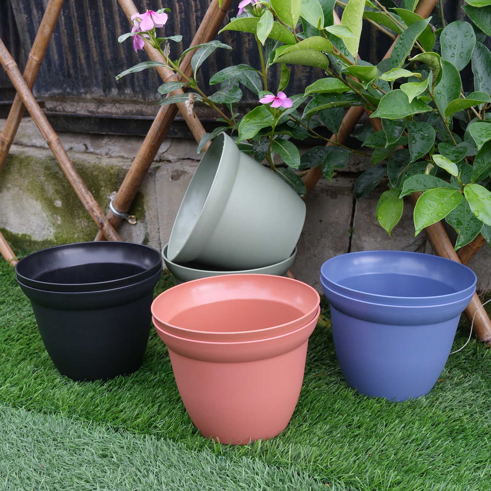 flower pots and planters sold on Temu United States
