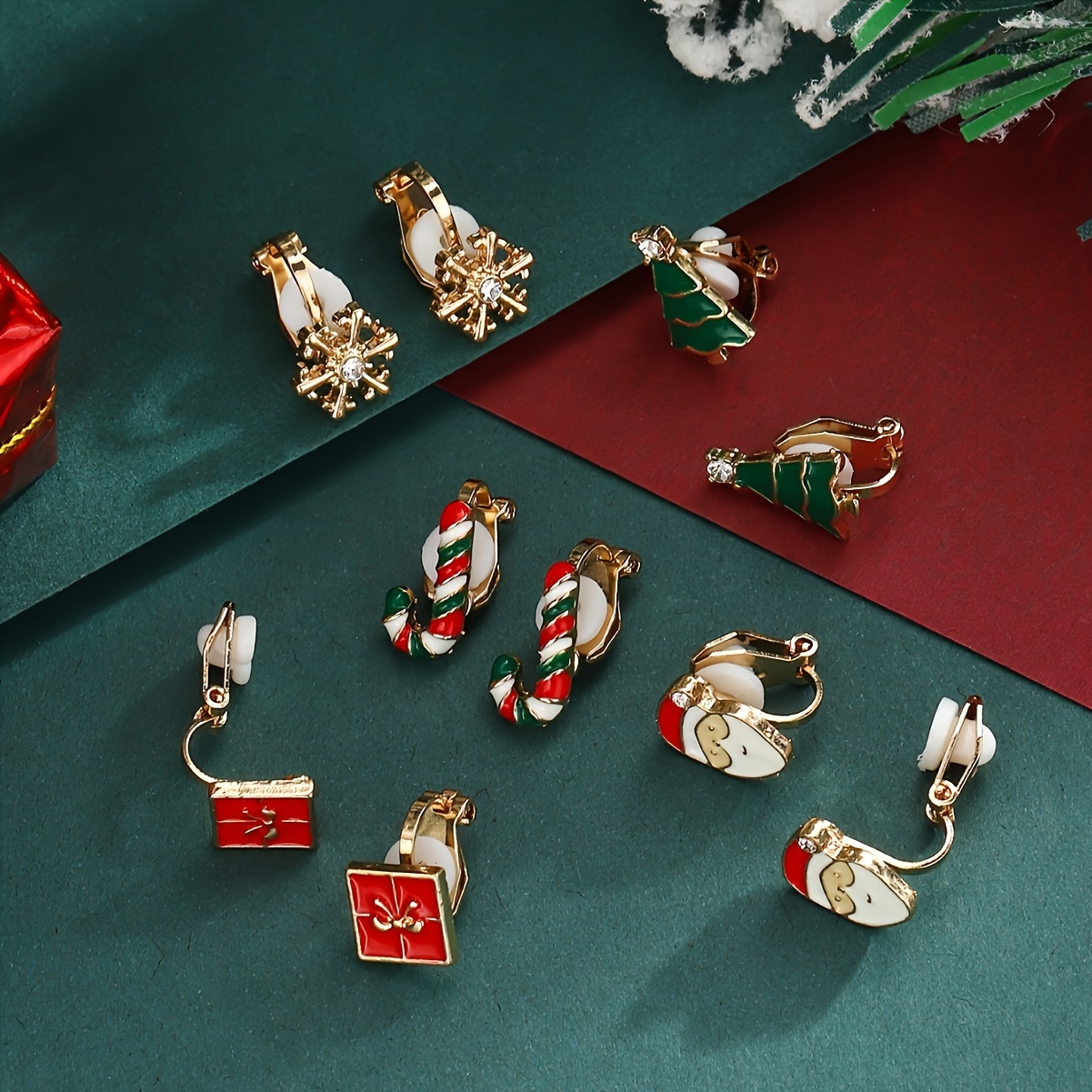 TEMU 5 Orecchini a Cerchietto Natalizi Squisiti e Carini con e Albero di Natale, Clip, da Indossare Senza Piercing, Gioielli per le Orecchie