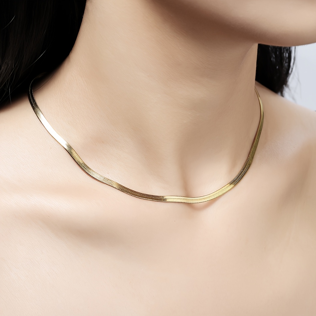 

A Sleek And Trendy Snake Chain That , Parties, Dances, Music Festivals, Dates, Gifts, And Summer Travel.