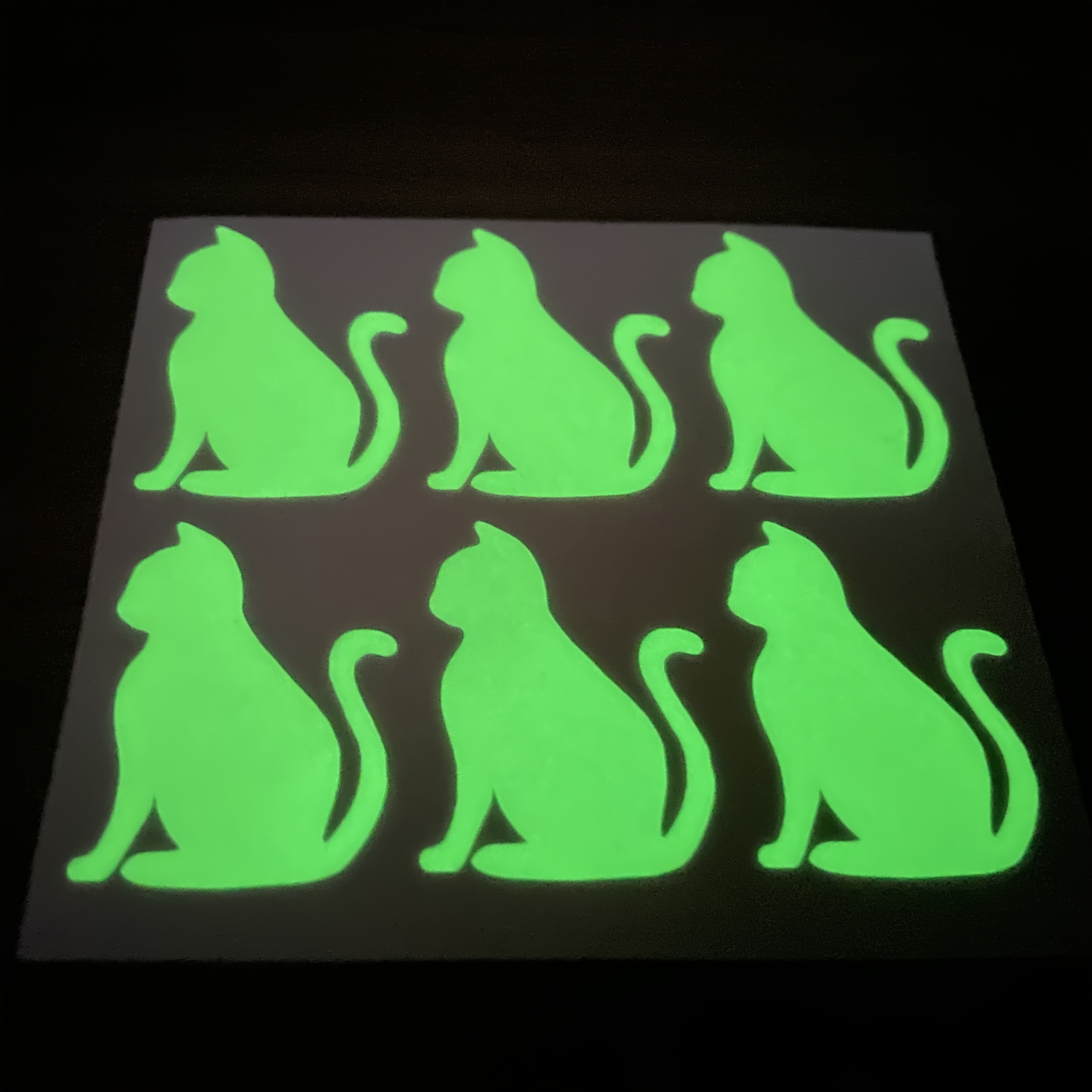 Cute Cat Luminous Stickers For Switch, Wall Decoration, Digital Decor, Self-adhesive Fluorescent Decoration Stickers With Long-lasting Brightness
