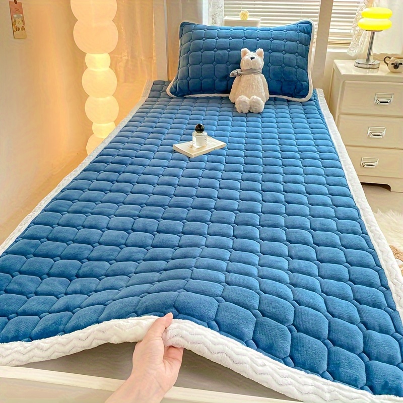 TEMU 1pc Super Soft And Comfortable Fiber Fabric Thin Plush Quilted Mattress Topper, Premium Warm Quilted Mattress Pad (pillowcases Not Included),