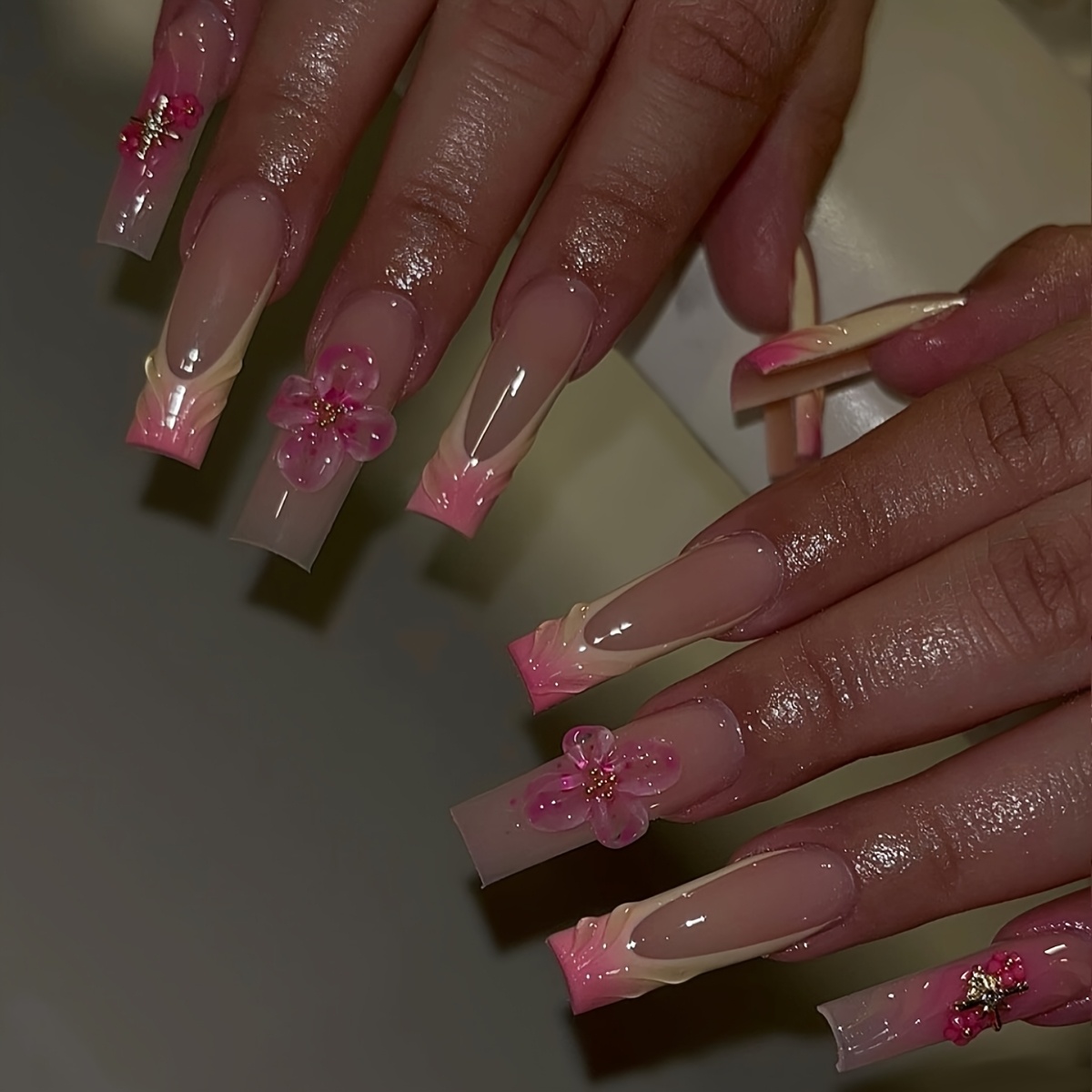 TEMU A Set Of 24 Long Square Press-on Nails Featuring An Elegant Pink Gradient, Three-dimensional -like , Sweet Floral Accents, Sparkling Starbursts,