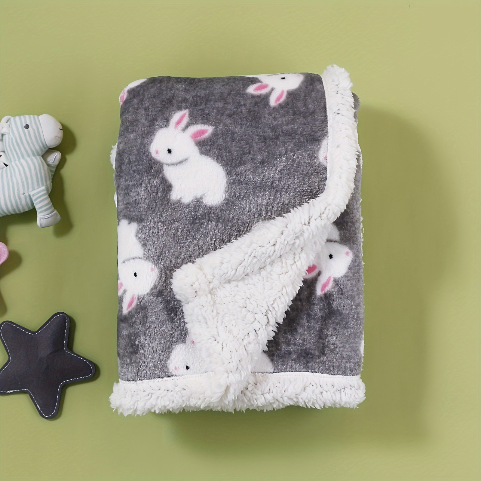 1pc Spring/autumn Soft And Comfortable Flannel Blanket, Double-layer Children's Printed Animal Graphic Throw Blanket