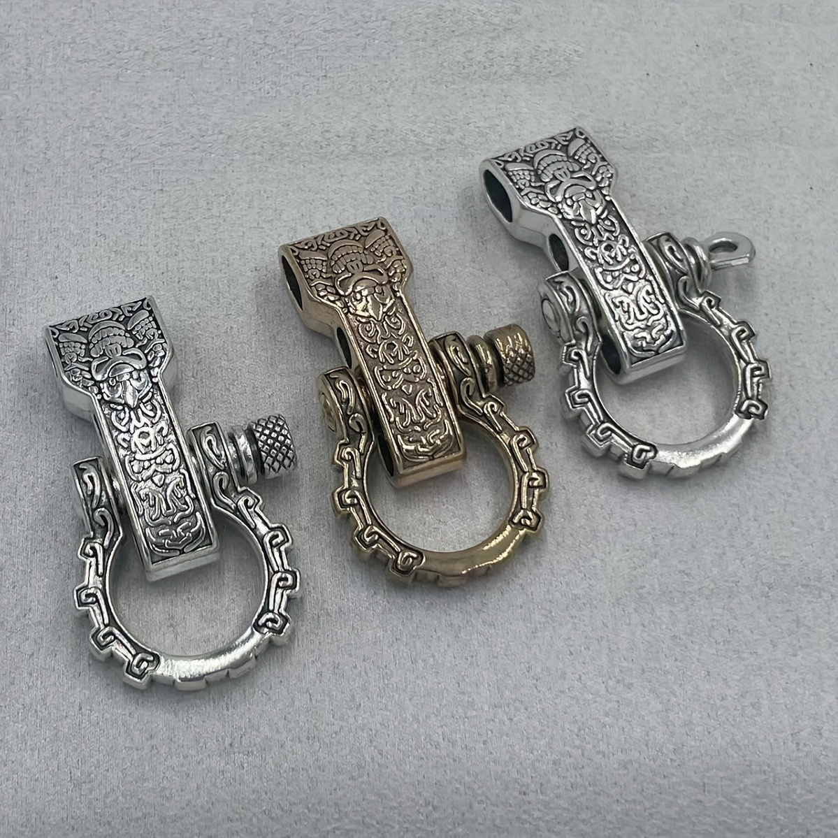 

5 Pieces Of Zinc Alloy Golden Braided Rope , Bronze Hook, Umbrella Rope Bracelet Ring Key Accessories, Holiday Gift