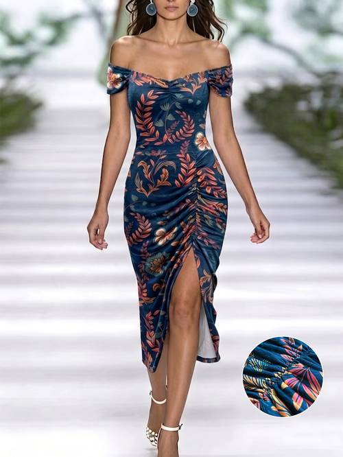 sommerliche mode mit blumenmuster, schulterfreies kleid, rüschenschurz, schlitz-midi-kleid, elegantes