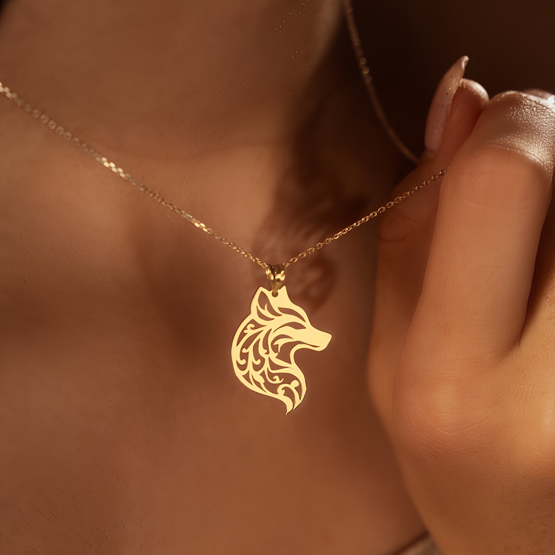 TEMU A Stainless Steel Wolf-shaped Pendant Necklace For Men And Women In 2026, Featuring Unique Animal Jewelry, Perfect For Couples And Can Be As A