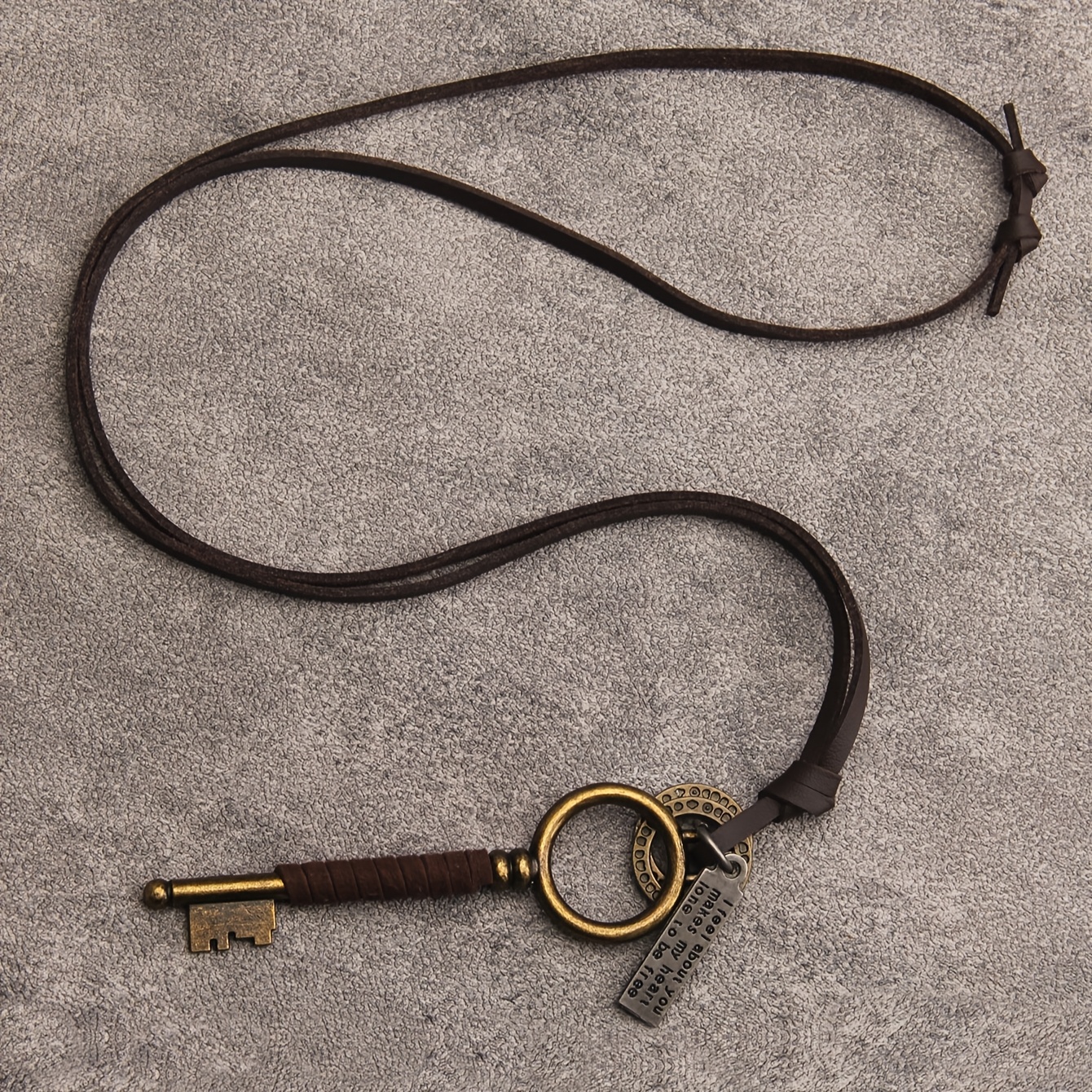 TEMU 1pc Retro Distressed Rope Key Pendant, Adjustable Length Men Women Necklace, Neck Jewelry For Cosplay Additions, Daily Versatile New Year Gift,