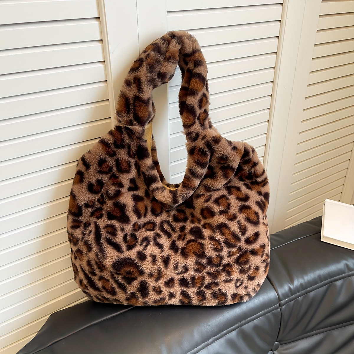 

Chic Leopard Print Plush Tote Bag For Women - Soft, Lightweight Shoulder Handbag With Fixed Strap, Large Capacity