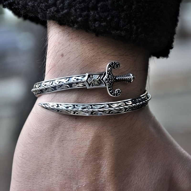 1pc Pulsera de Brazalete de Aleación Estilo Gótico Vintage con Diseño de Espada de Serpiente, Artesanía Tallada a la Moda, Brazalete Ajustable Abierto