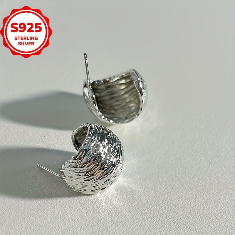 Hypoallergenic Pleated C Shaped Earrings