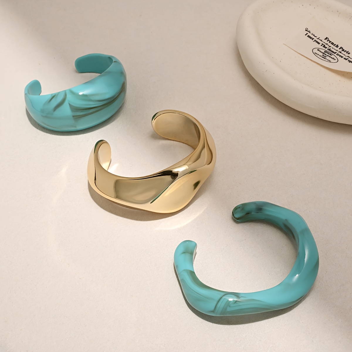 TEMU A 3pcs Set Of Stylish And Fresh Bracelets, Suitable For Women To Wear , Parties/dances, Travel, And Vacations. A Great Holiday Or Birthday Gift