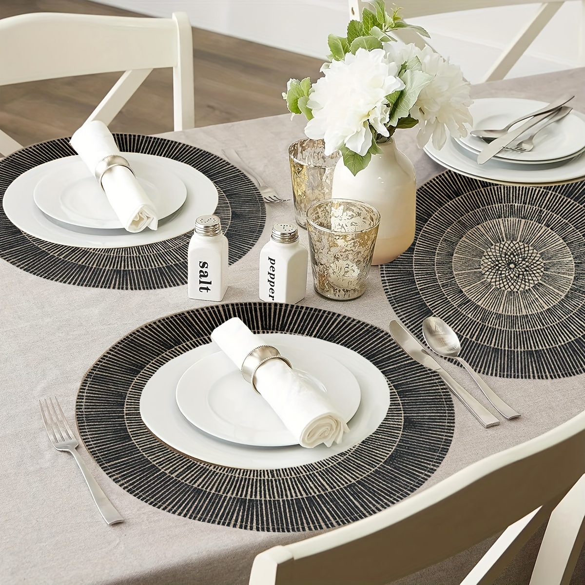 

1pc/4pcs/6pcs Black Tassel-free Kitchen And Dining Tabletop Fabric Placemat