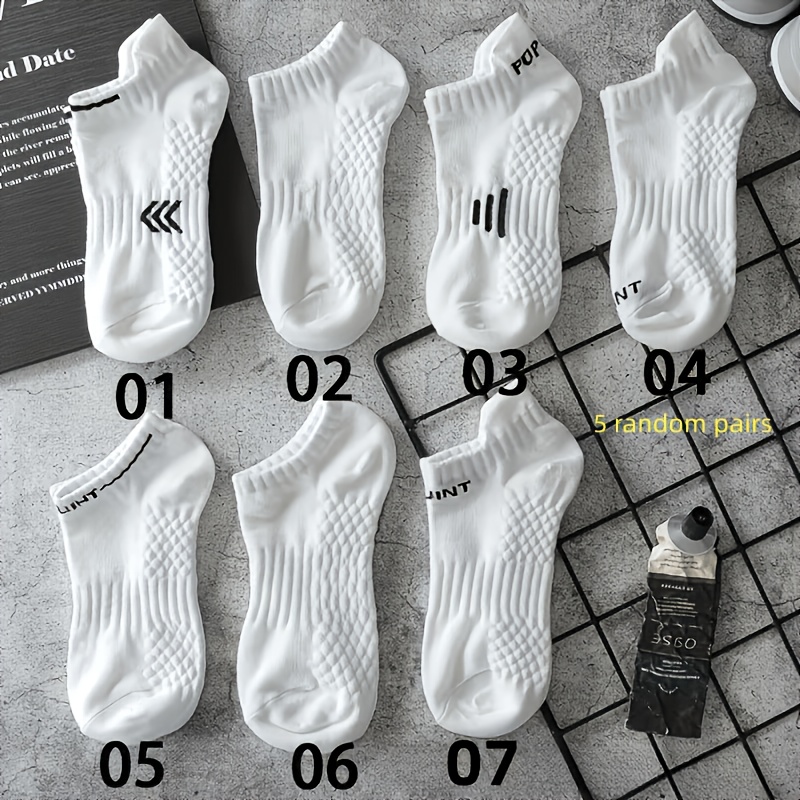 E-shop Zufällige 5 Paar Unisex Socken, atmungsaktiv, weich und bequem - Weiß, Schwarz gestreift, elastische mit Rippstruktur, maschinenwaschbar,