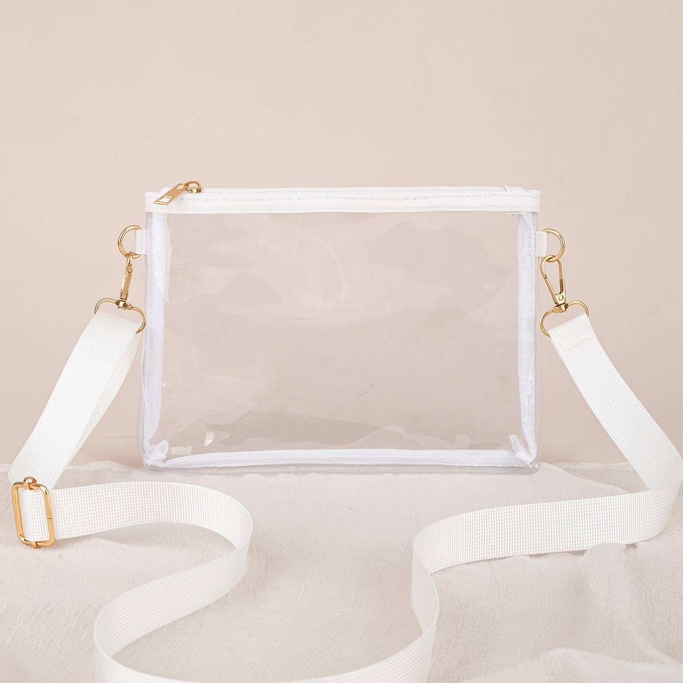 TEMU Petit sac carré transparent pour femme, avec un design transparent et des bords décoratifs. Cet organisateur léger et élégant est parfait pour