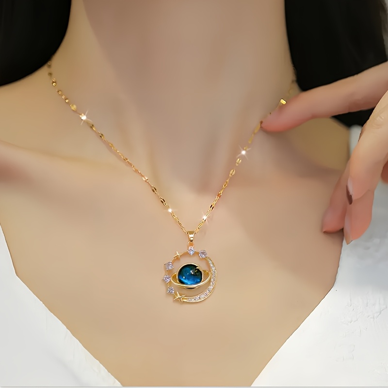 

2pcs/ Set Stylish Pendant Necklace Design Suitable For Wear And Parties Valentine's Day Couple Necklace Gift