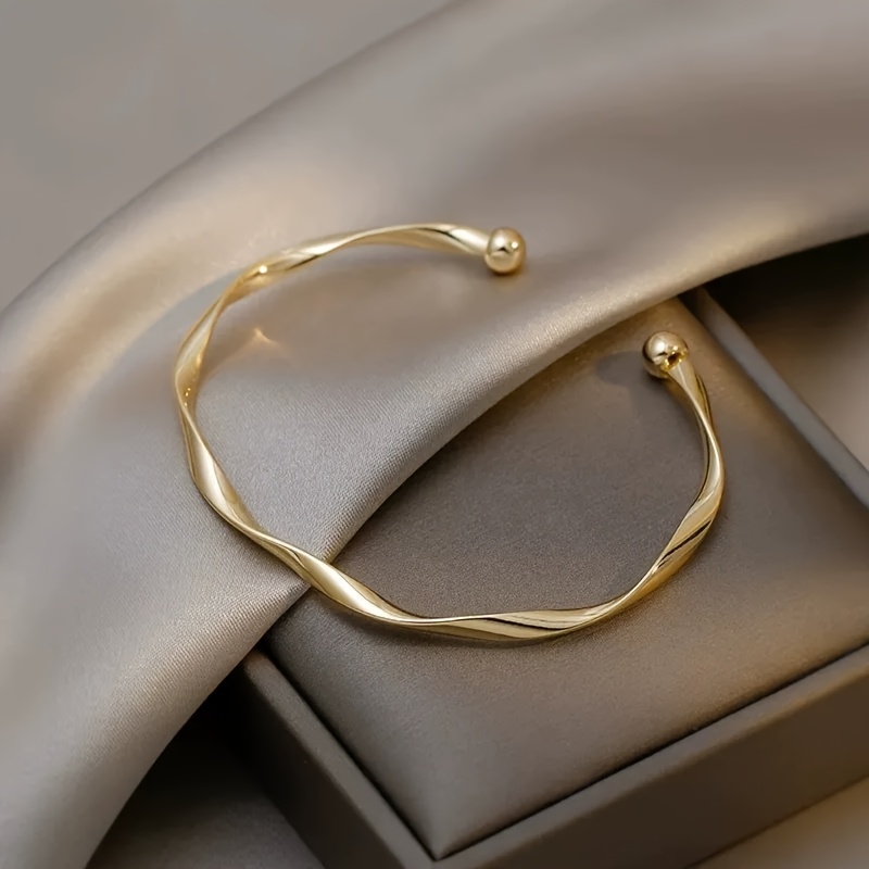TEMU Pulsera de 1 pieza tipo brazalete vintage trenzada dorada y plateada, elegante y simple, con extremos de , joyería de metal para muñeca,