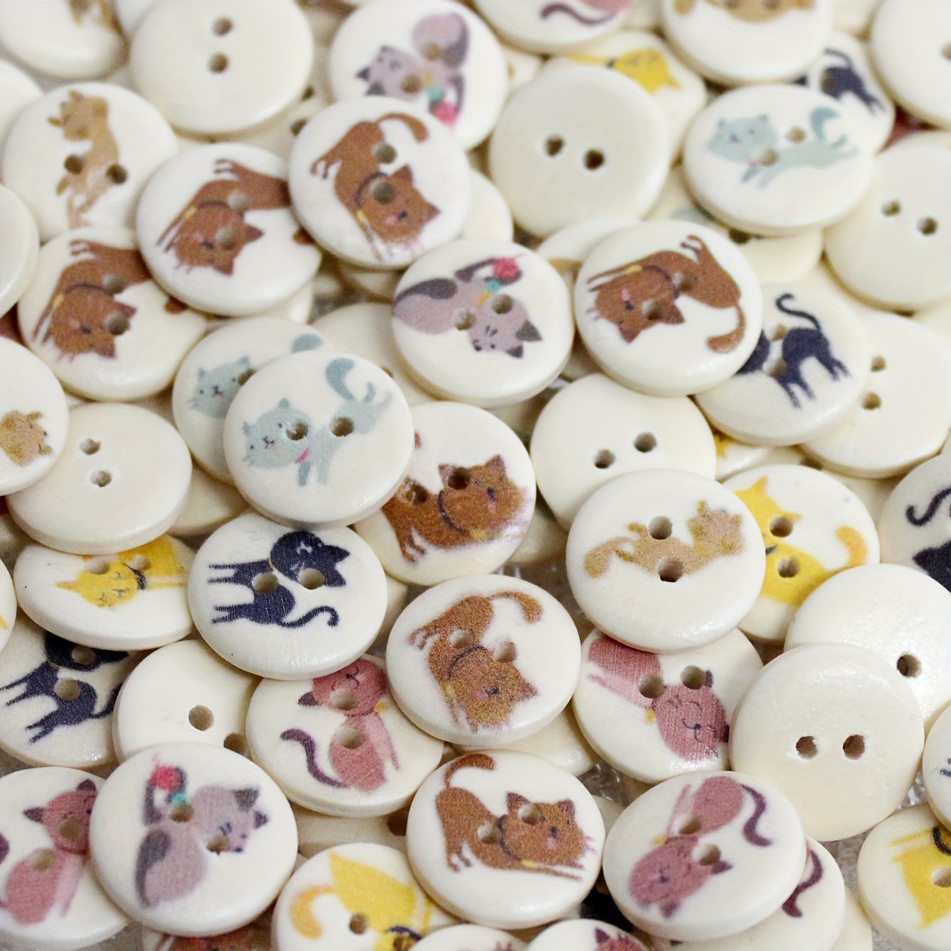 TEMU 50pcs Cute Cartoon Cat Wooden Buttons, 1.5cm Round Craft Buttons For , Scarves & Hats - Fun Animal Print Decorative Accessories