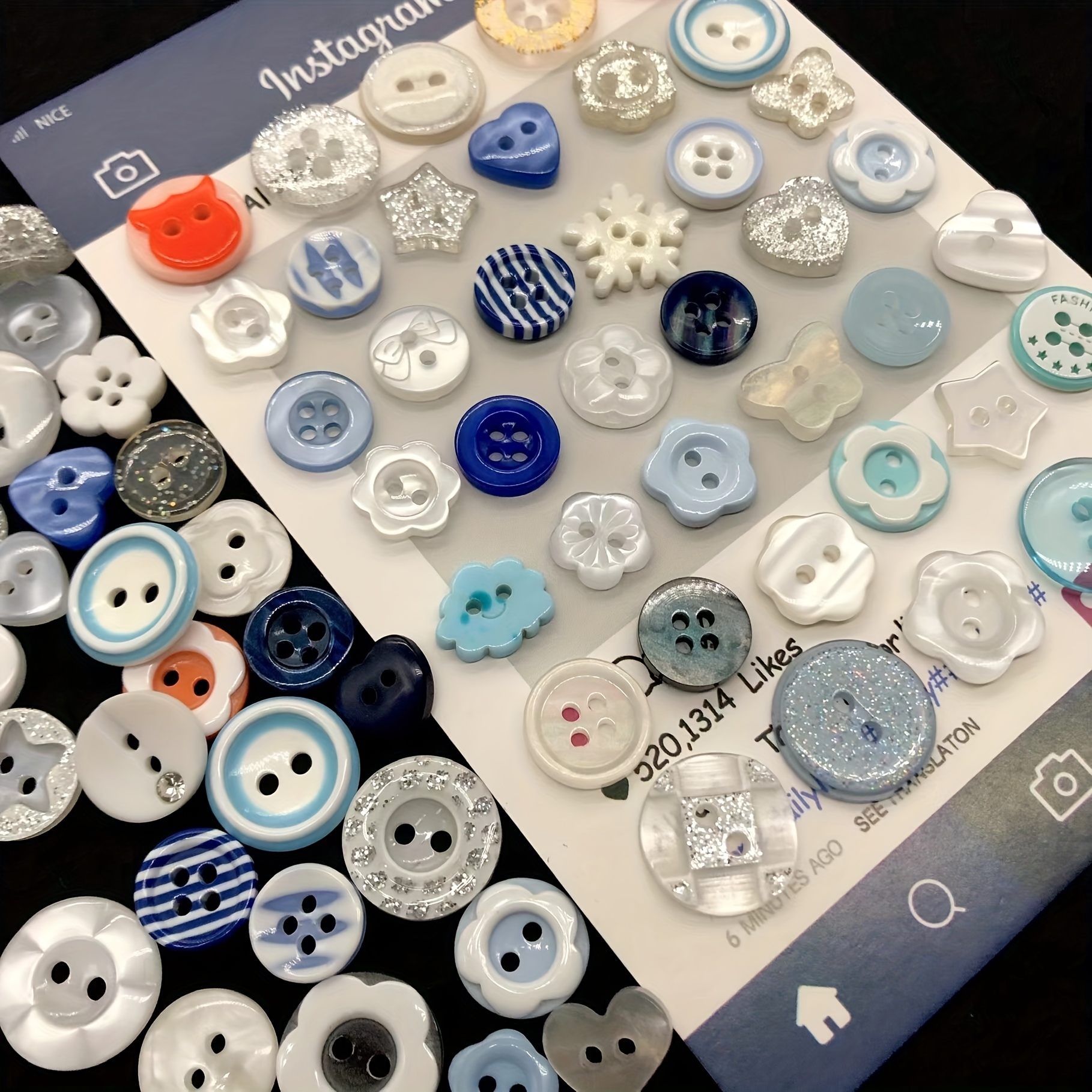 30pcs Random Color Winter Snowflake Series Button Handmade Accessories Bead Ins
