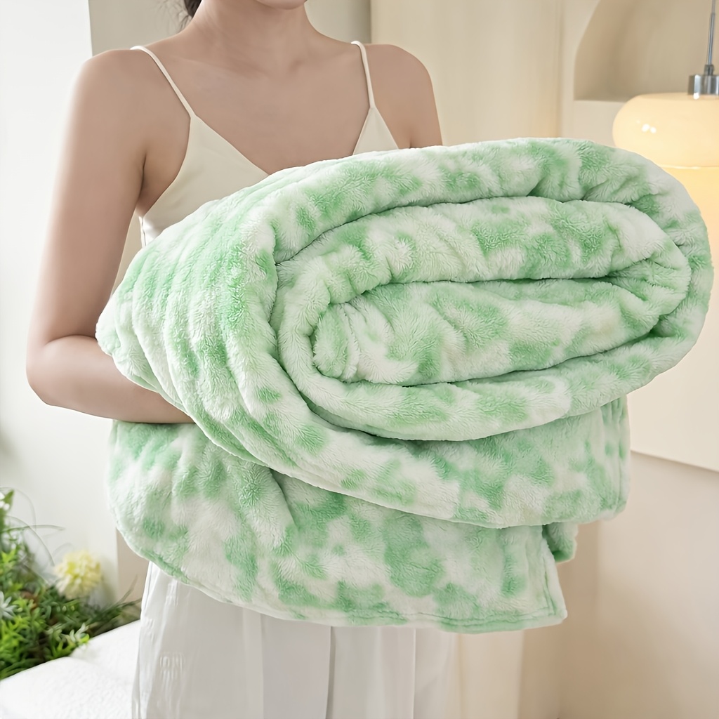 A Bubble-style Flannel Leisure Blanket That A Soft And Comfortable Texture For A Touch Against The Skin, Suitable For Use In The Bedroom, , As A Travel Blanket, Or As A Summer Cover
