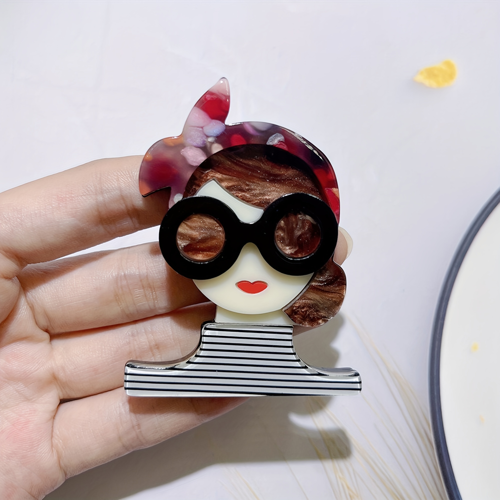 TEMU 1pc Of -color Hairband Brooch Pin, An Acrylic Fashion Character Badge Suitable For Coats And Bag Additions