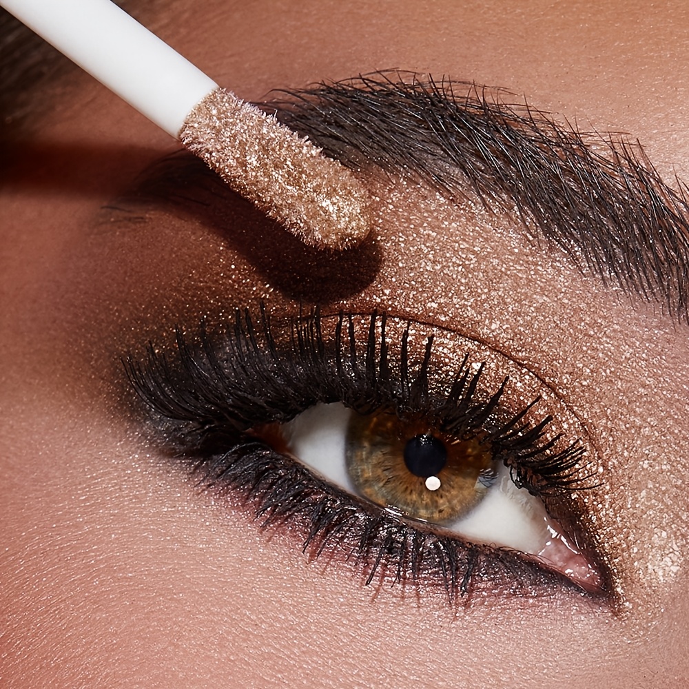 luxurious diamond   pearlescent eyeshadow long lasting smudge proof easy to apply create a shimmering eyeshadow effect   parties and music festivals