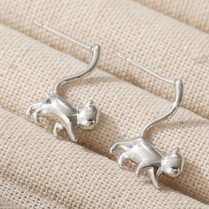 TEMU Adorable Feline Earrings, Stylish And Elegant Presents For Ladies And, Animal-themed Jewelry, Made Of Copper, Hypoallergenic, Perfect For Birthdays
