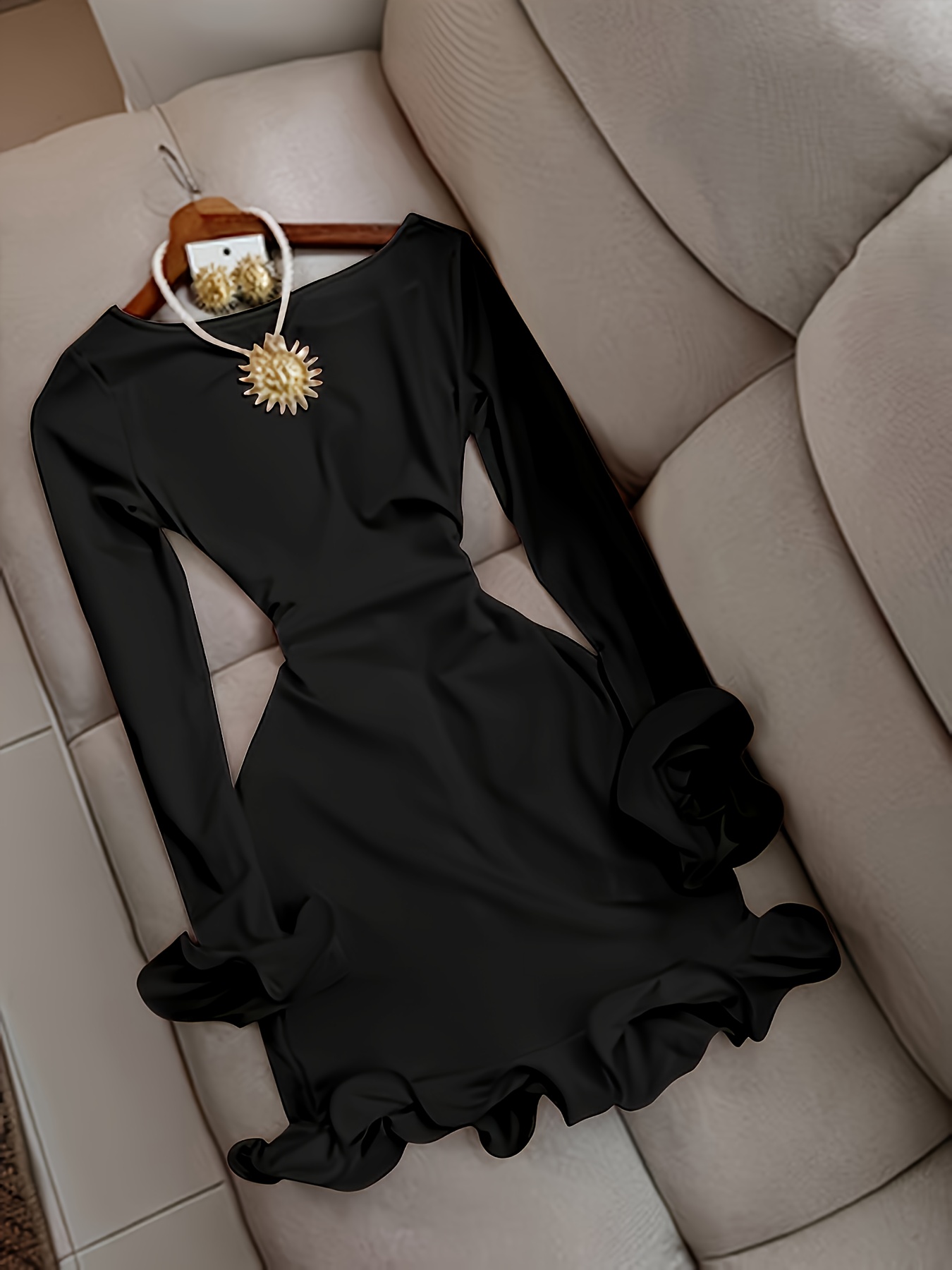 white long sleeve dress square neck Square-Neck Long-Sleeves A-Line Wedding Dress Allover Lace Applique Pl –  Laxag