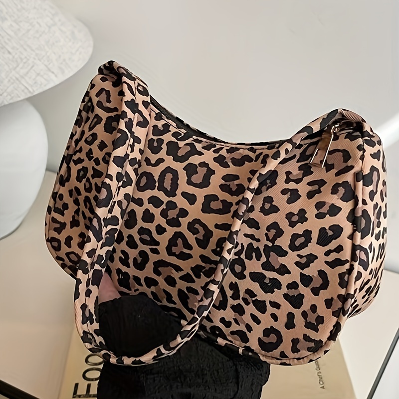 

Chic Leopard Print Underarm Bag For Women - Lightweight, Fashion- Shoulder Purse With Zip Closure And Polyester Lining