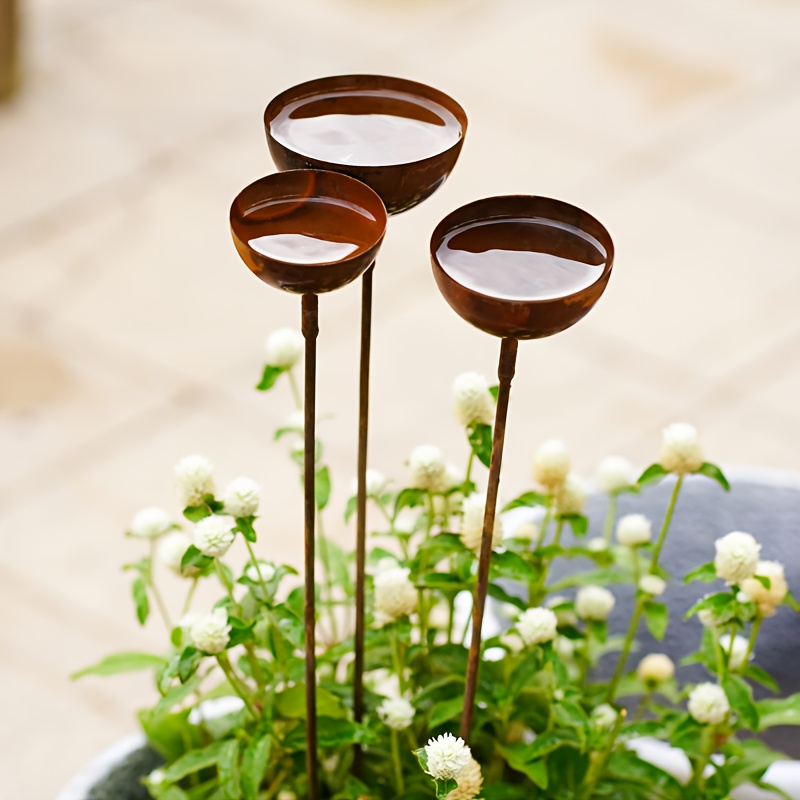 E-shop Dreiteiliger Gartendekor Regenwasser-, Schmiedeeisen Rost-Gartendekoration Bodenpflock