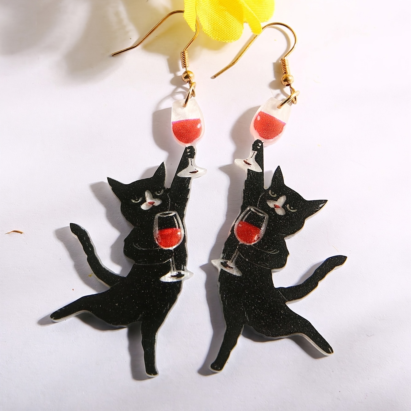 cat earrings sold on Canada