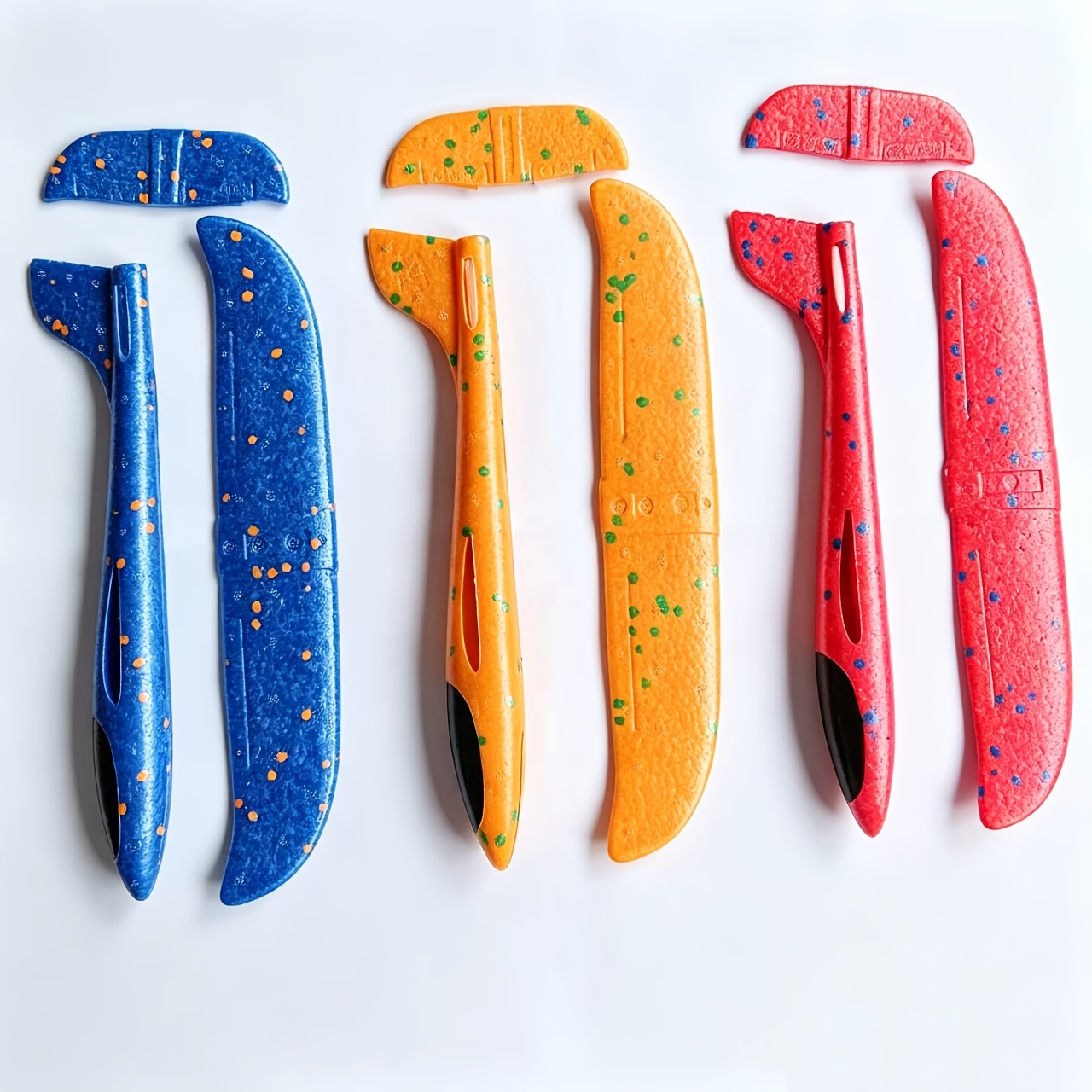 Image of 2pcs/3pcs Foam Airplanes Featuring 2 Flying : 1 For Manual Toss Games And Another For Outdoor Gliding. Serve As Toys For Kids, Airplane Playthings, And Gifts For Christmas And Halloween [random Color]