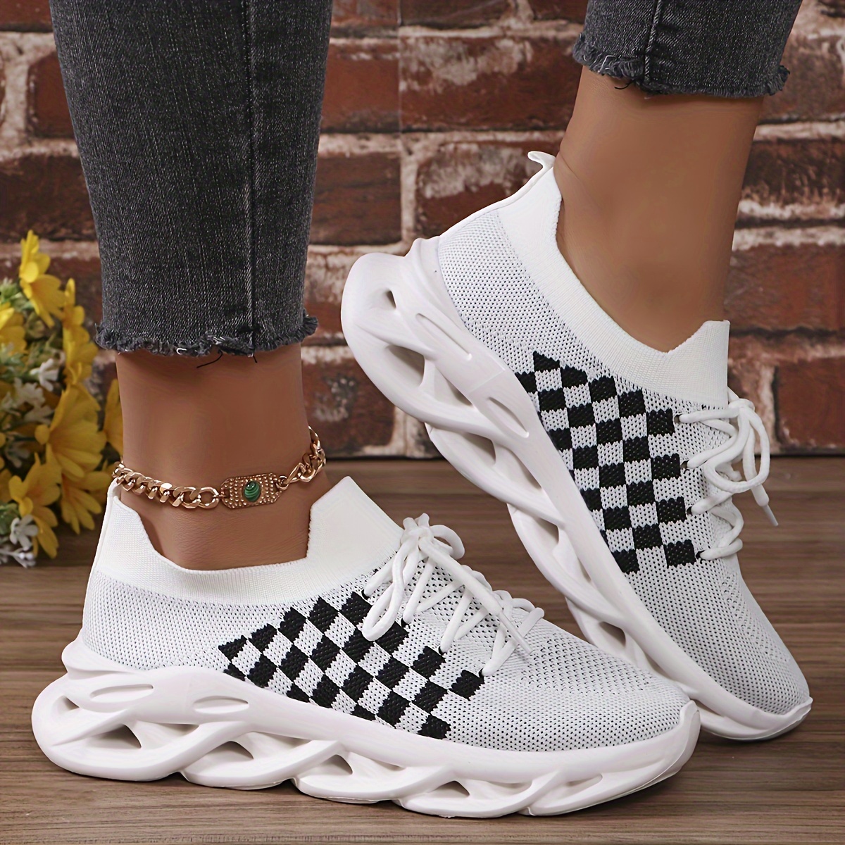 

Women's Fashion Casual Sneakers, Breathable Mesh Comfort Sports Shoes, Lightweight Checkerboard Stylish Lace-up Athletic Footwear