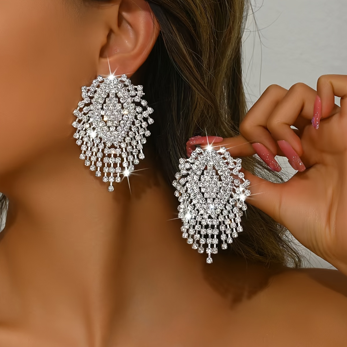 TEMU Un par de aretes nuevos de lujo , pendientes modernos y elegantes