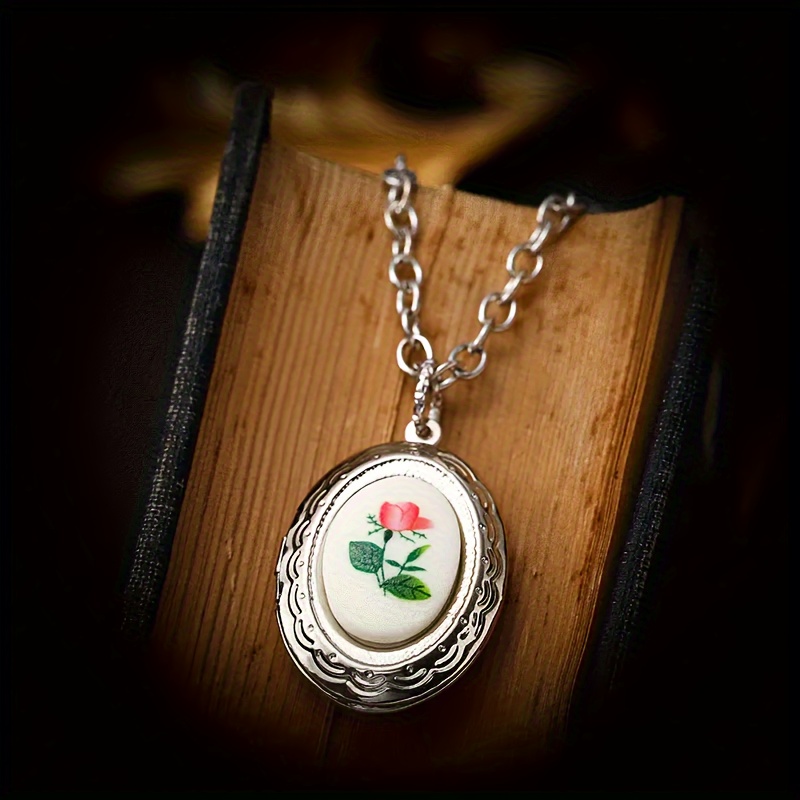 E-shop Süße, elegante liebliche Damen-Halskette mit Anhänger in Form einer Rosenbox aus Edelstahl, die geöffnet werden kann, um schöne Erinnerungen