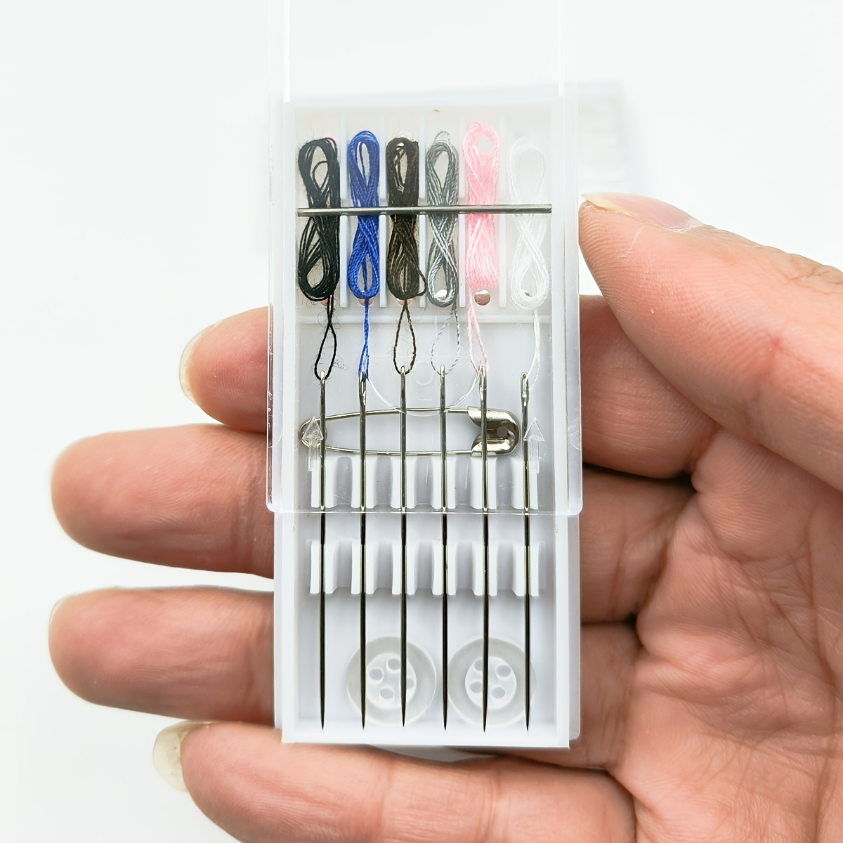 5pcs Portable Mini Sewing Kits with Random Thread Colors