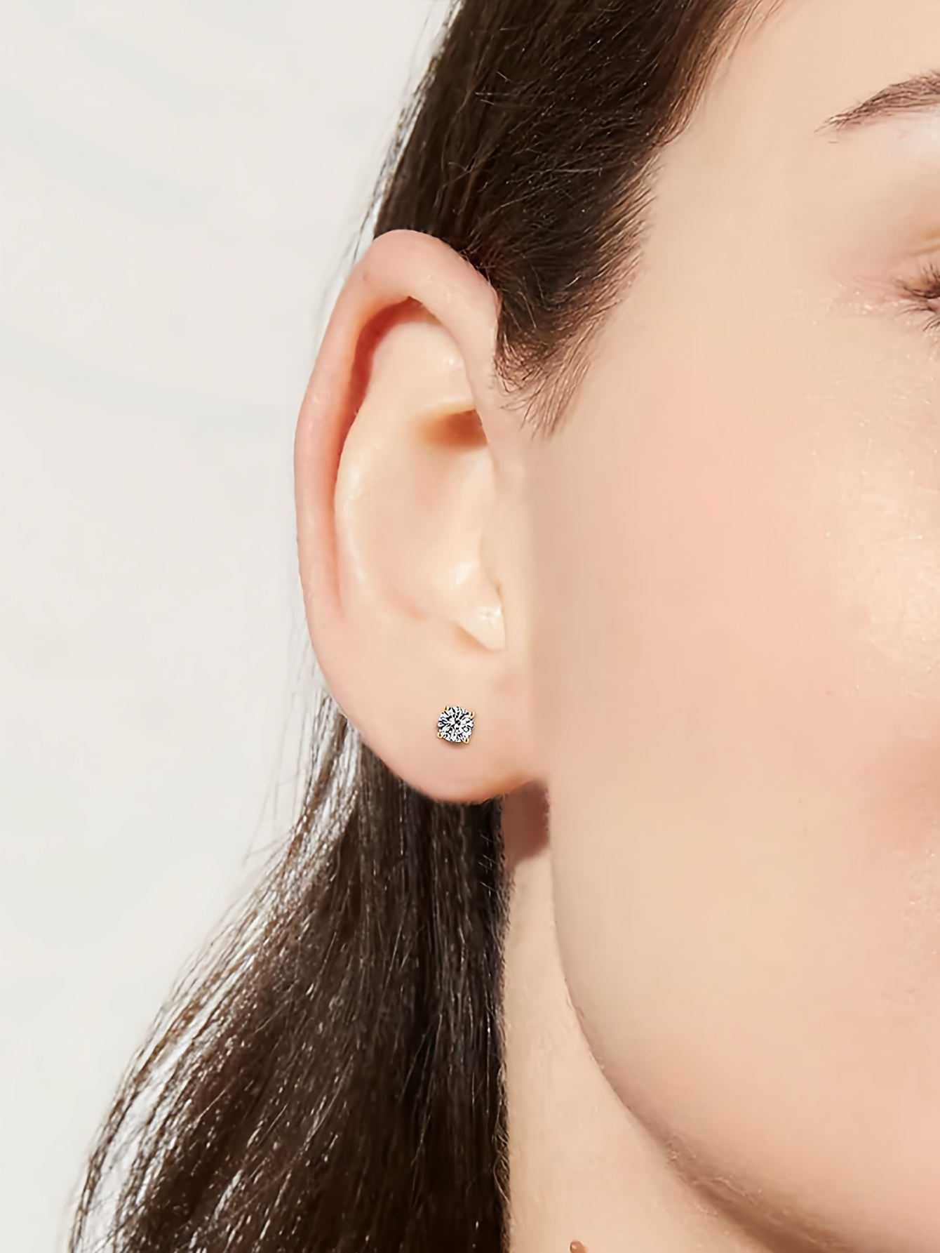 1 pair moissanite stud earrings 1ct 2ct 4ct 6ct   vvs1 clarity   round cut lab moissanite 18k gold plated white golden plated 925 sterling 925 silver earring jewelry gifts for men girls with jewelry box for teenager Product details 2