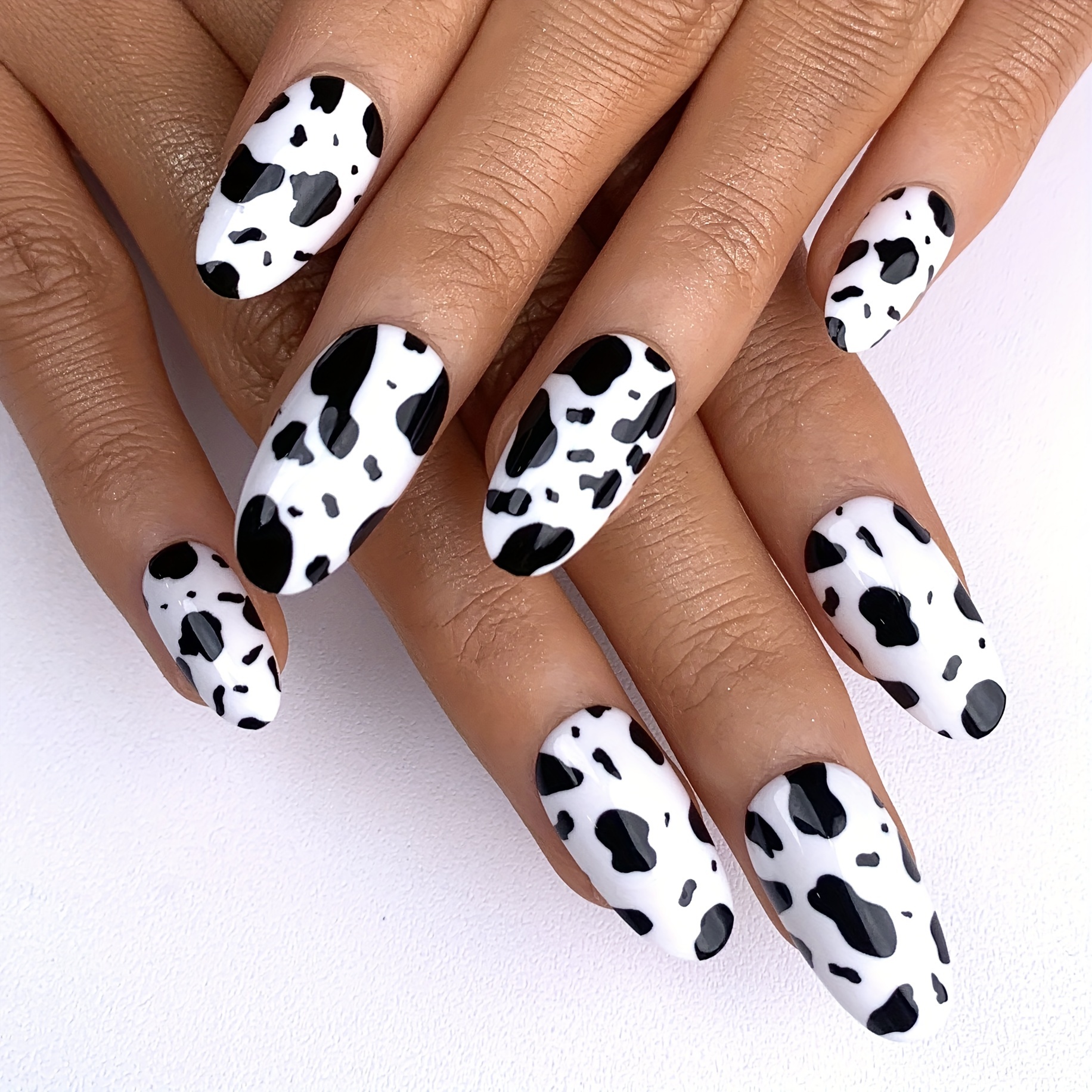 

Cow Print 28pcs Long Oval Reusable Nail Plates & Grinding Strip 1pc & Jelly Glue 1pc, Cow Print Fashion Outfit