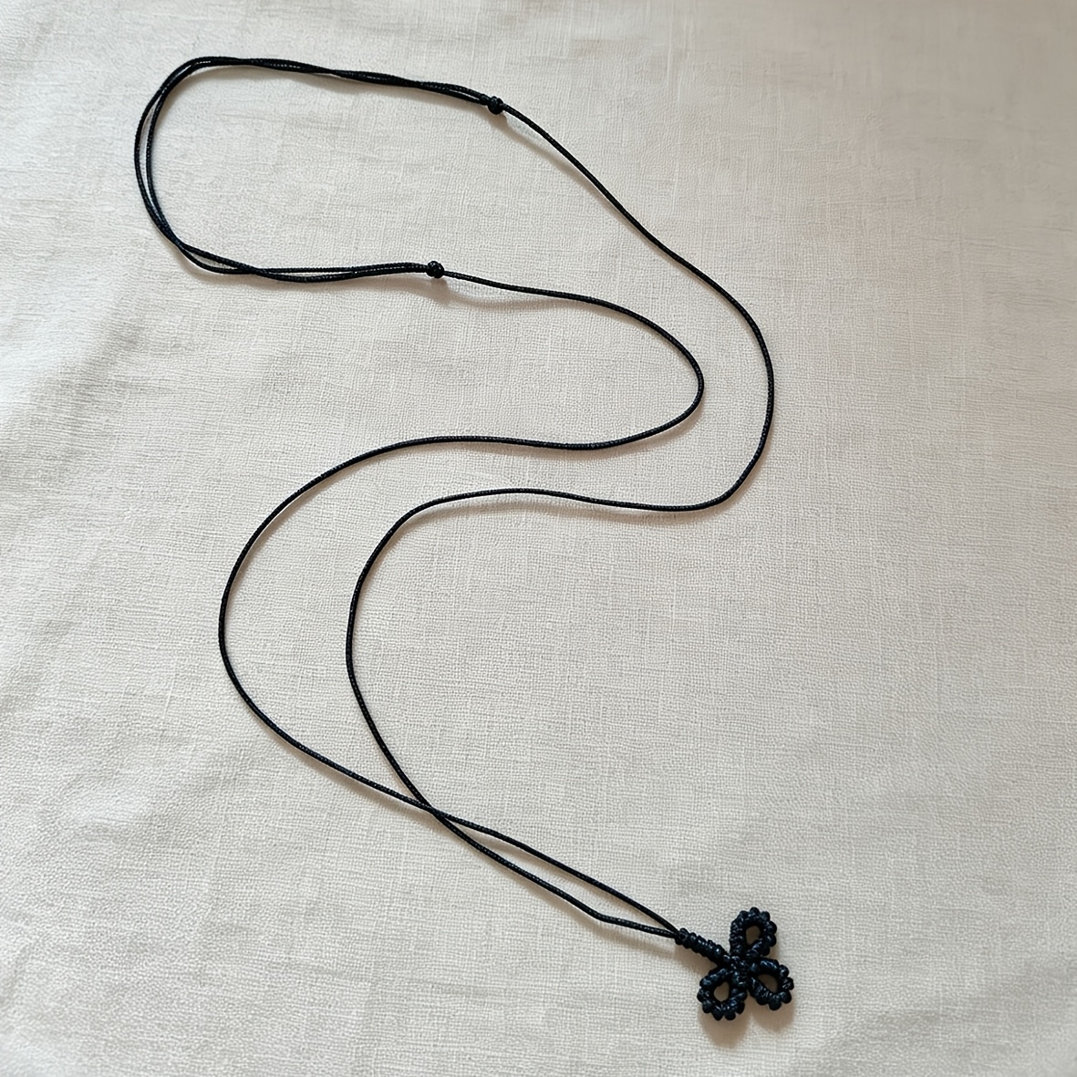 Stylish Clover Lucky Handmade Woven Necklace, Unisex