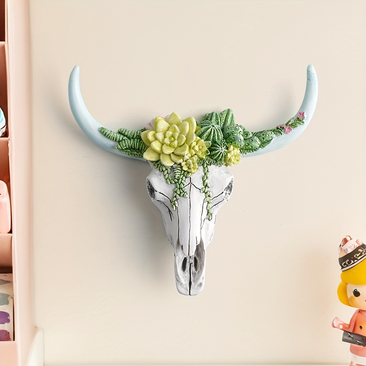 

1pc, Cow Head Resin Pendant, Succulent Cow Head Statue Wall Hanging, Home Wall Crafts Decoration, Green Plant Cow Head Wall Decoration, Holiday Decorations