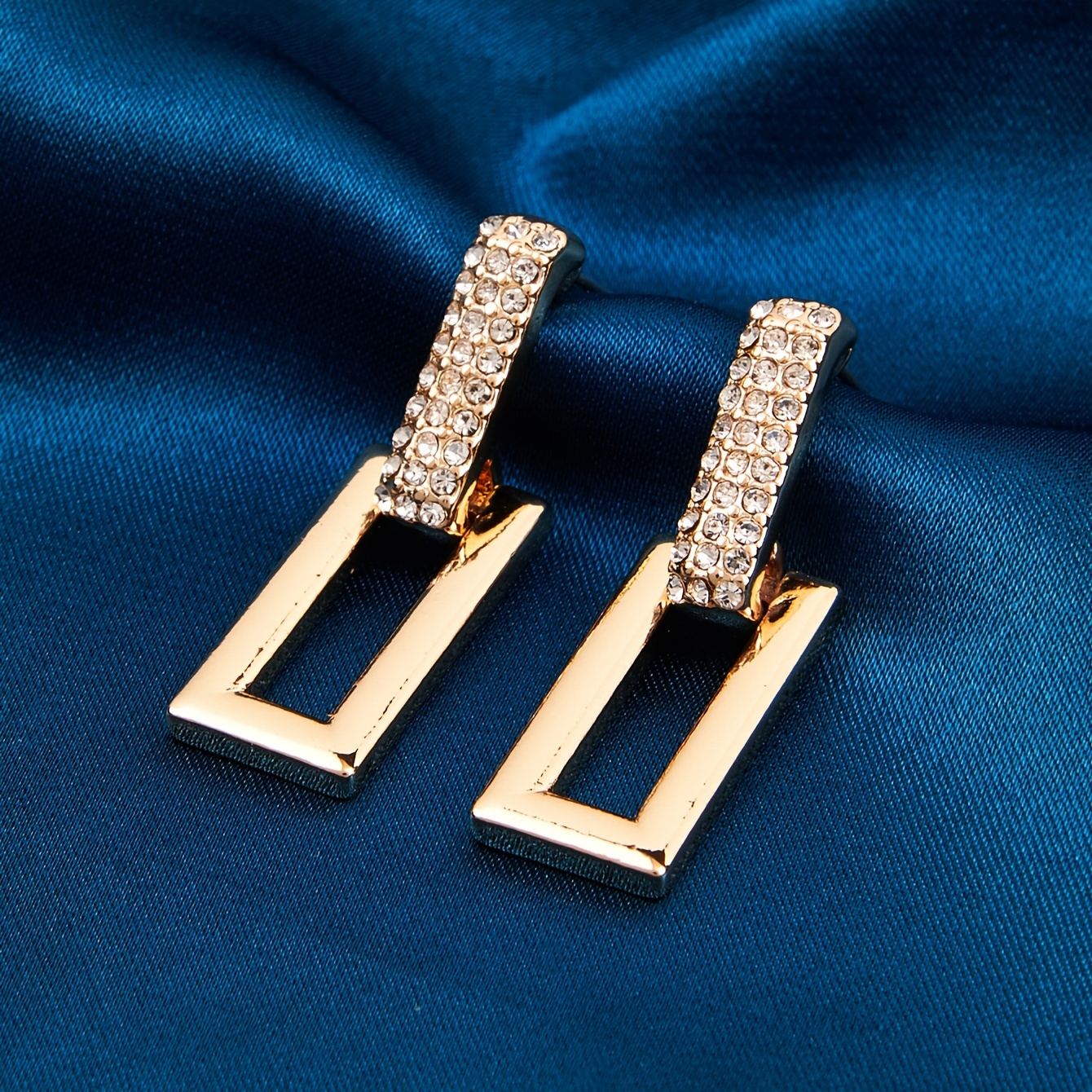E-shop Elegante Geometrische Quadratische Tropfenohrringe mit Funkelnden Strasssteinen - Zinklegierung & Edelstahl, für Lässige Kleidung,